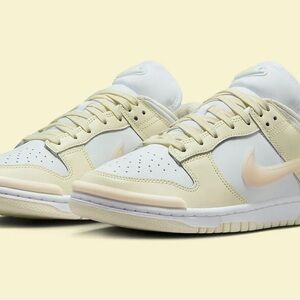 Nike Women's Dunk Low Twist